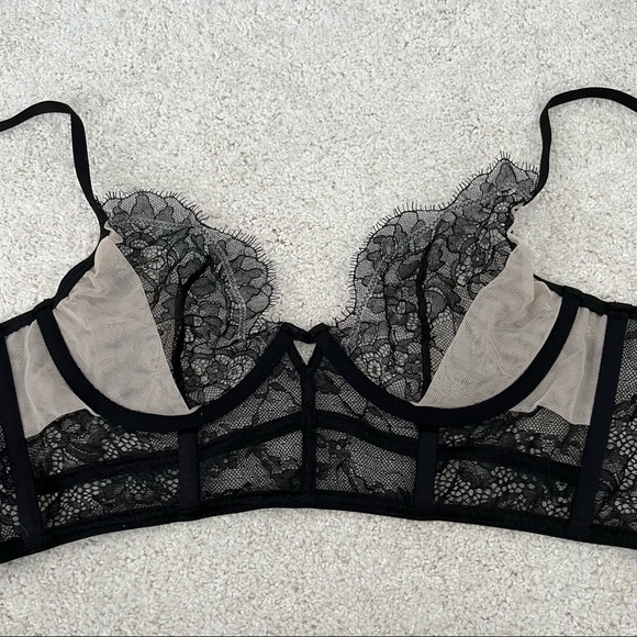 VS Very Sexy Lace Bustier - Picture 7 of 13